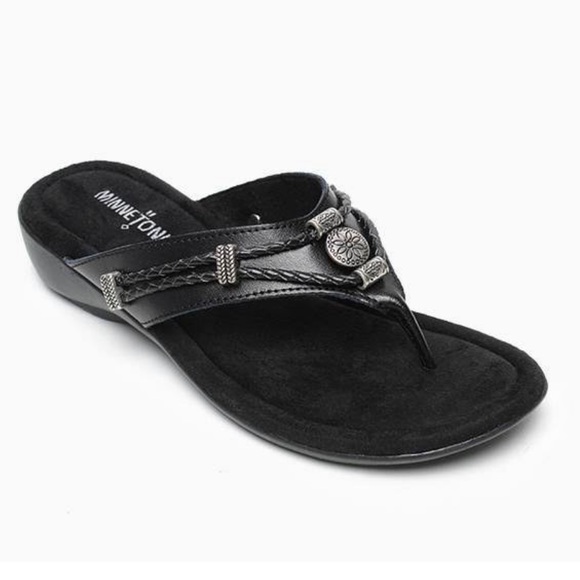 Minnetonka Silverthorne Black Leather Sandals 6 - Picture 3 of 7